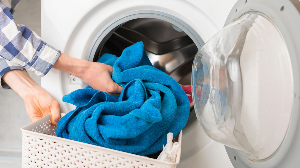 Machine Washing to treat the Microfiber Towels