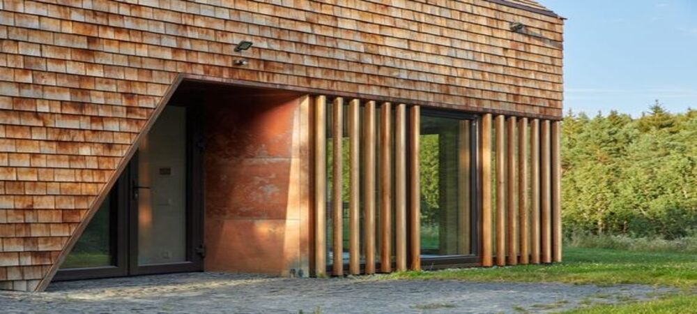 Benefits of Using Cedar Shingles for Roofing and Siding