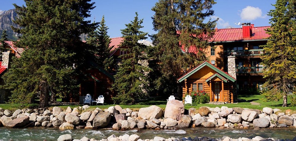 Lake Louise accommodation